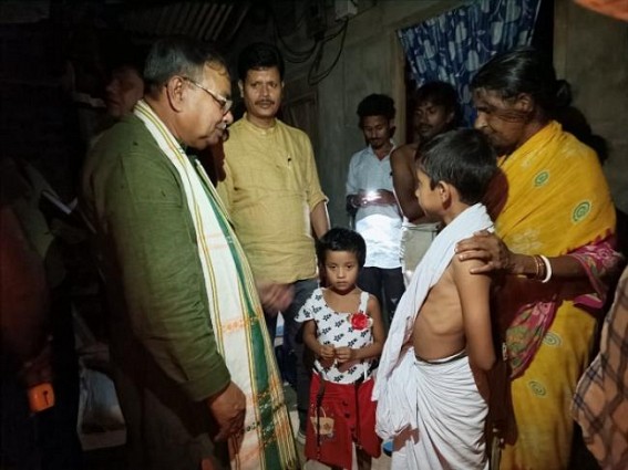 Power Minister Ratan Lal Nath met Kumarghat Rath Jatra victims' families